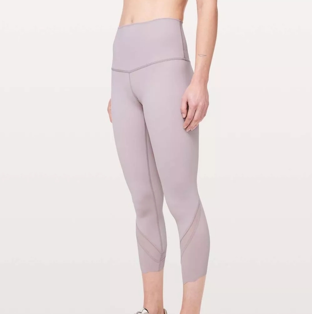 EUC 💎 Lululemon Wunder Under Leggings II Roll Down Scallop SIZE 8